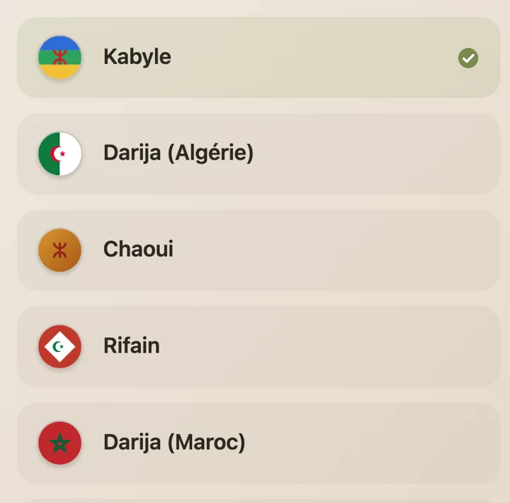 Lista de lenguas en Dialect con sus banderas reales: cabileño seleccionado, dariya de Argelia, chaui, rifeño, dariya de Marruecos